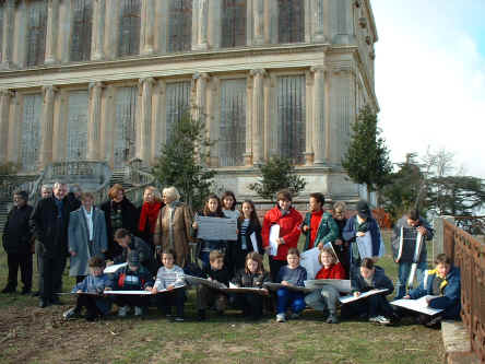 E04.jpg (314179 octets)
