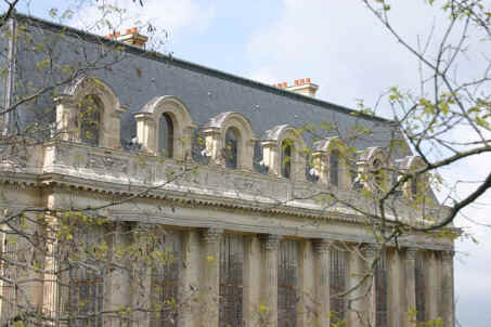 facesud10.jpg (77827 octets)